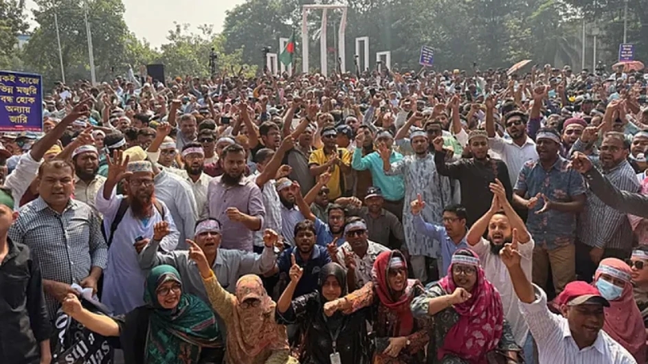 স্বরাষ্ট্র ও গণশিক্ষা উপদেষ্টার পদত্যাগ চান শিক্ষকরা