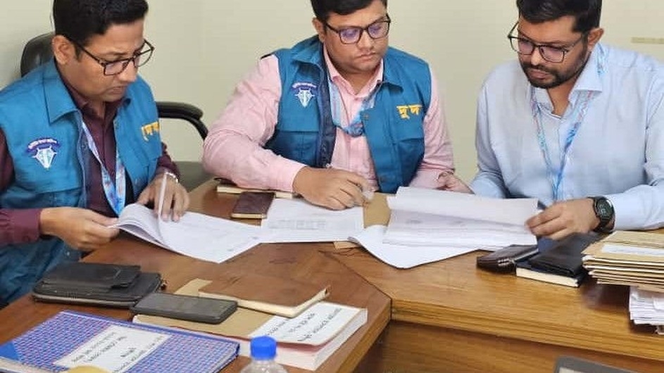 মুন্সীগঞ্জ ২৫০ শয্যাবিশিষ্ট জেনারেল হাসপাতালে দুদক এনফোর্সমেন্ট টিমের অভিযান