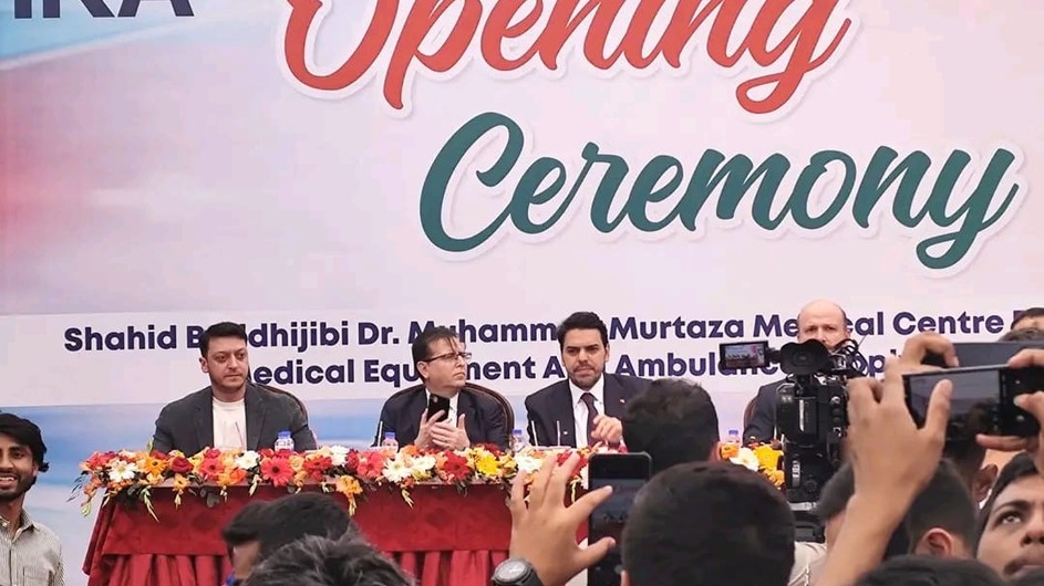 ঢাবিতে বিশ্বকাপজয়ী মেসুত ওজিল