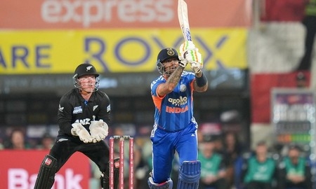 কালো ও লাল মাটির মিশ্রণে বিশ্বকাপ ফাইনালের পিচ, রান কেমন হবে?